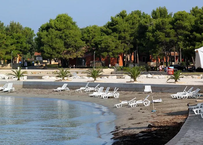 Apartamento With A Parking Space - 15941 Umag